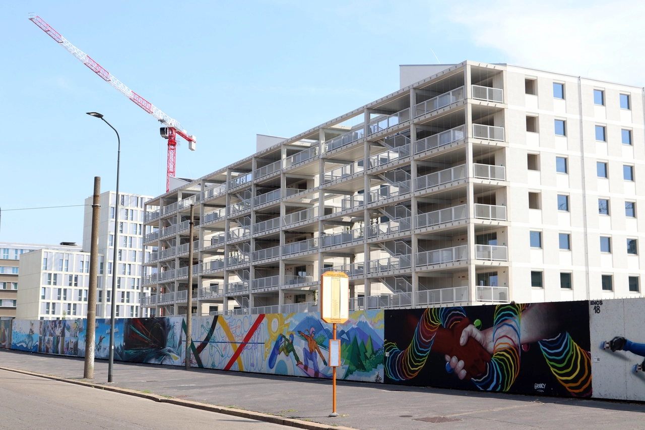Il cantiere del villaggio olimpico allo Scalo Romana