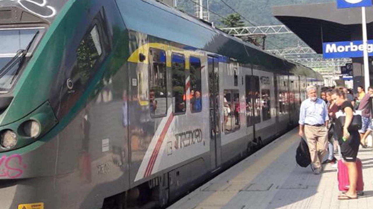 La stazione ferroviaria di Morbegno La stazione ferroviaria di Morbegno