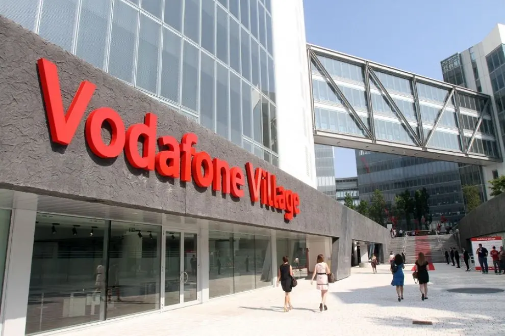 Il Tribunale del lavoro blocca Vodafone: deve riassumere i lavoratori ceduti