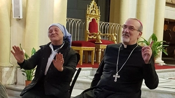 Quando Brescia tifa Bergamo: gli auguri di suor Rosalina al cardinale Pierbattista Pizzaballa