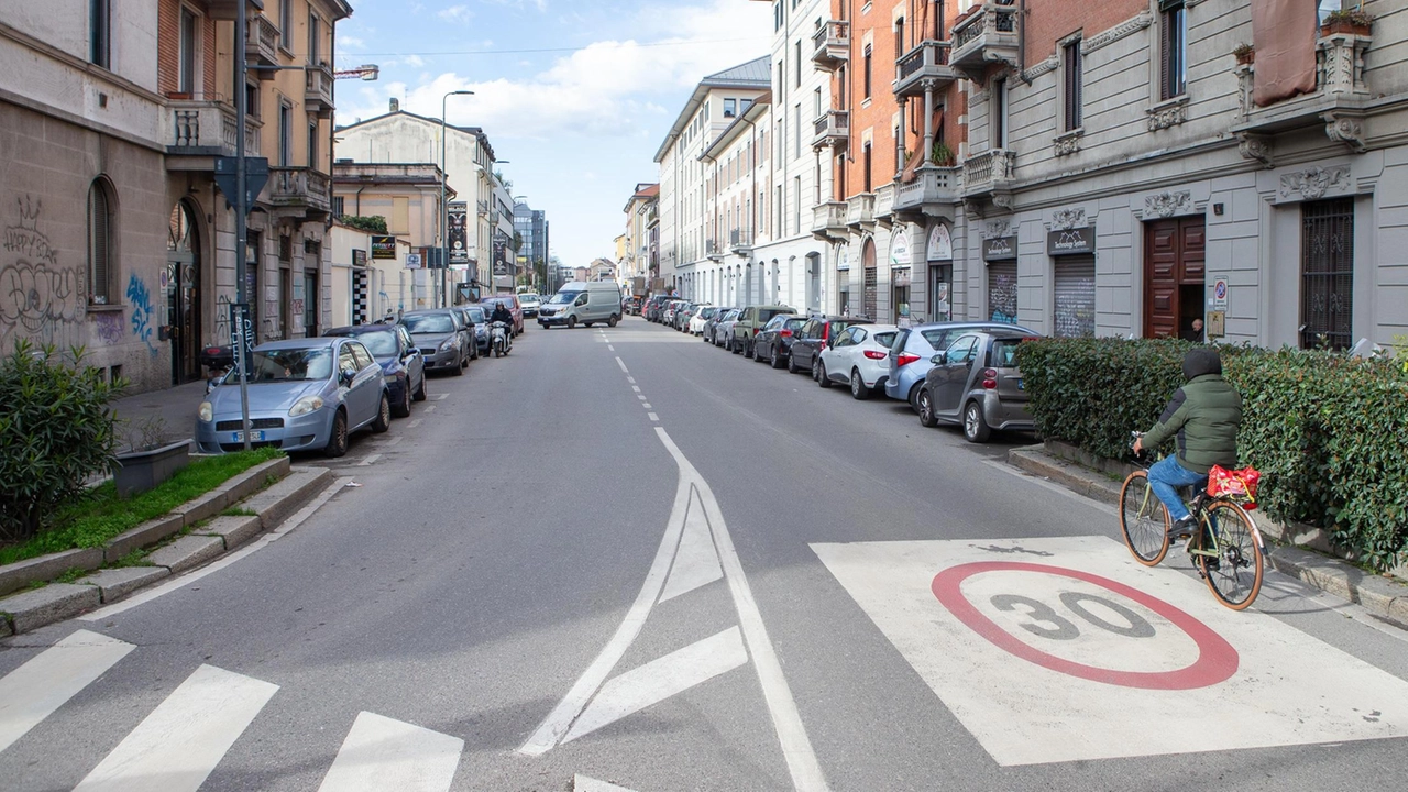 Agenzie di moda, spazi di coworking, studi fotografici e showroom: via Watt è una strada in perenne evoluzione, divenuta negli... Agenzie di moda, spazi di coworking, studi fotografici e showroom: via Watt è una strada in perenne evoluzione, divenuta negli...