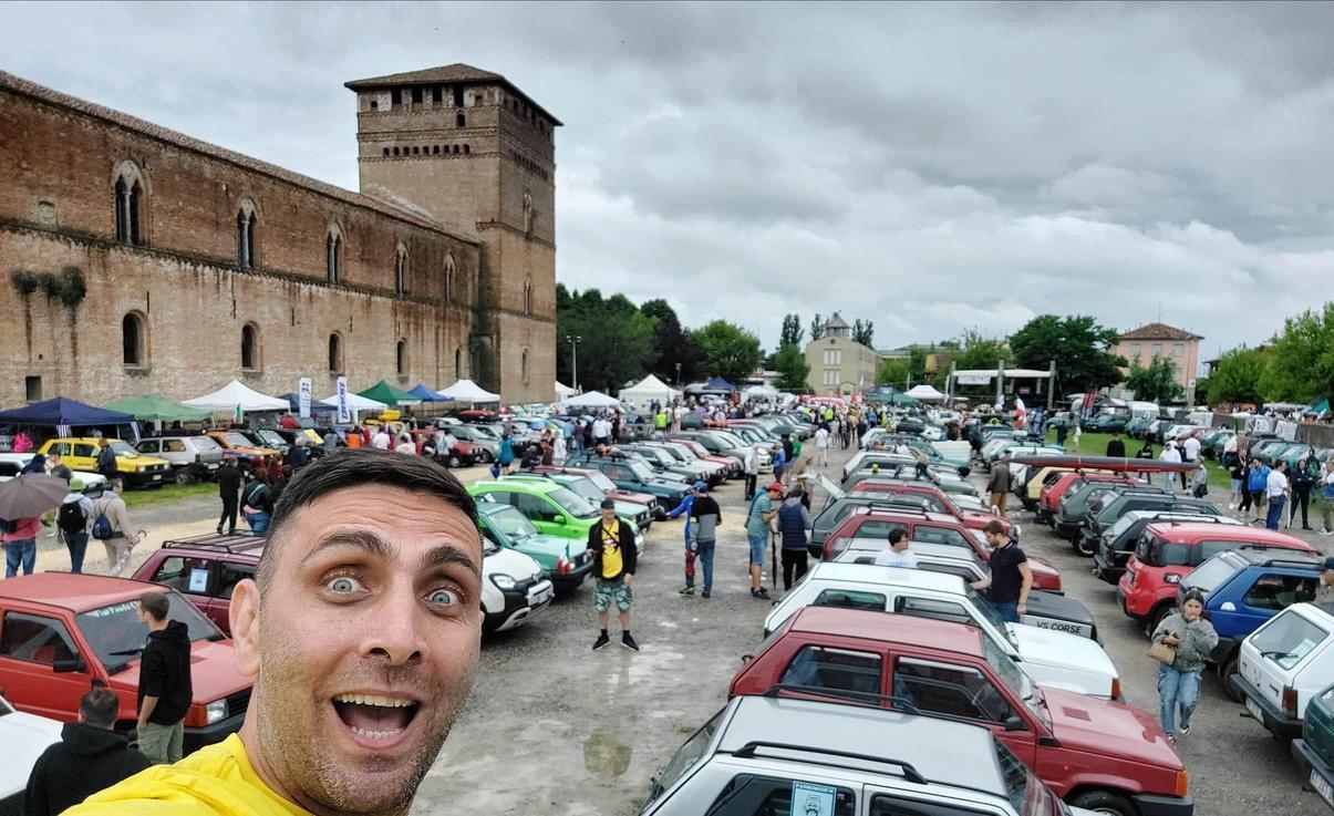 la mitica panda compie 45 anni festa8230 a pandino mille pandisti nel cremonese da tutta europa