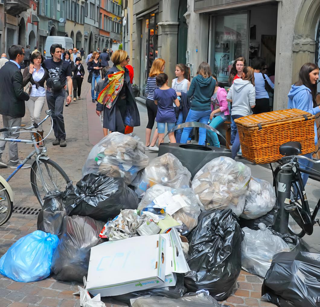 Cambia la raccolta rifiuti contro i disagi in centro Cambia la raccolta rifiuti contro i disagi in centro