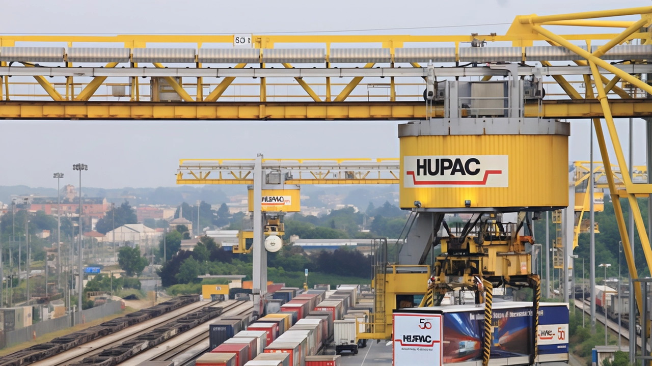 Tutti i lavoratori con almeno 5 anni di servizio in Hupac riceveranno entro fine mese il risarcimento per aver pulito gli indumenti protettivi Tutti i lavoratori con almeno 5 anni di servizio in Hupac riceveranno entro fine mese il risarcimento per aver pulito gli indumenti protettivi