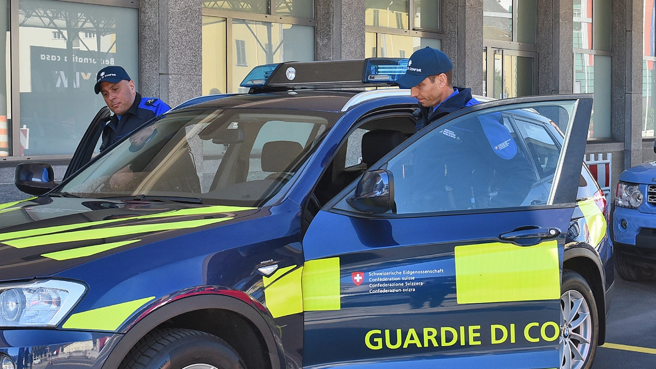 La polizia di frontiera Diminuito anche il numero dei passatori che trasportano i migranti oltreconfine La polizia di frontiera Diminuito anche il numero dei passatori che trasportano i migranti oltreconfine