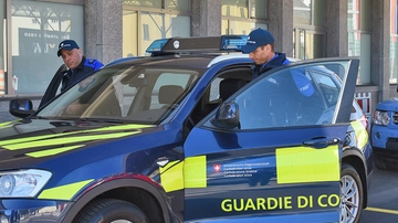 Rotta verso il Nord Europa: dimezzati i tentativi di entrare in Svizzera