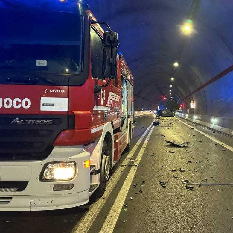 Grave uno dei conducenti: è ricoverato