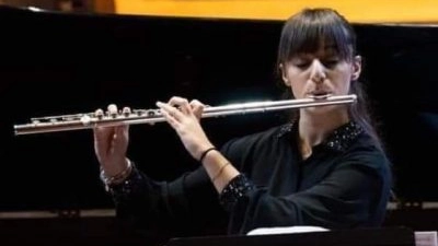 Giada Romanenghi si è laureata ha frequentato in contemporanea sia il Liceo musicale che il Conservatorio Giada Romanenghi si è laureata ha frequentato in contemporanea sia il Liceo musicale che il Conservatorio