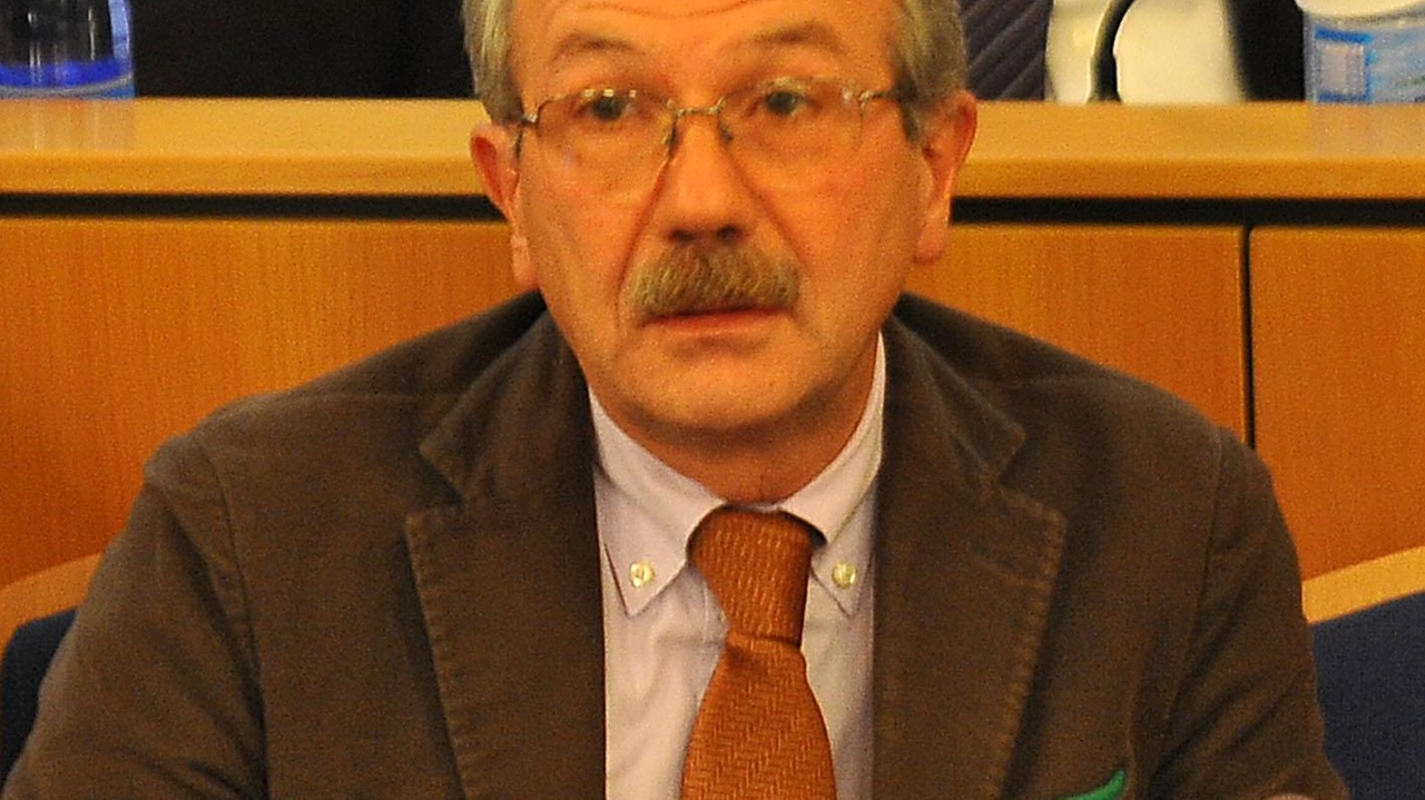 L’ex sindaco Gianbattista Fratus era stato condannato in primo grado con Chiara Lazzarini e Maurizio Cozzi L’ex sindaco Gianbattista Fratus era stato condannato in primo grado con Chiara Lazzarini e Maurizio Cozzi