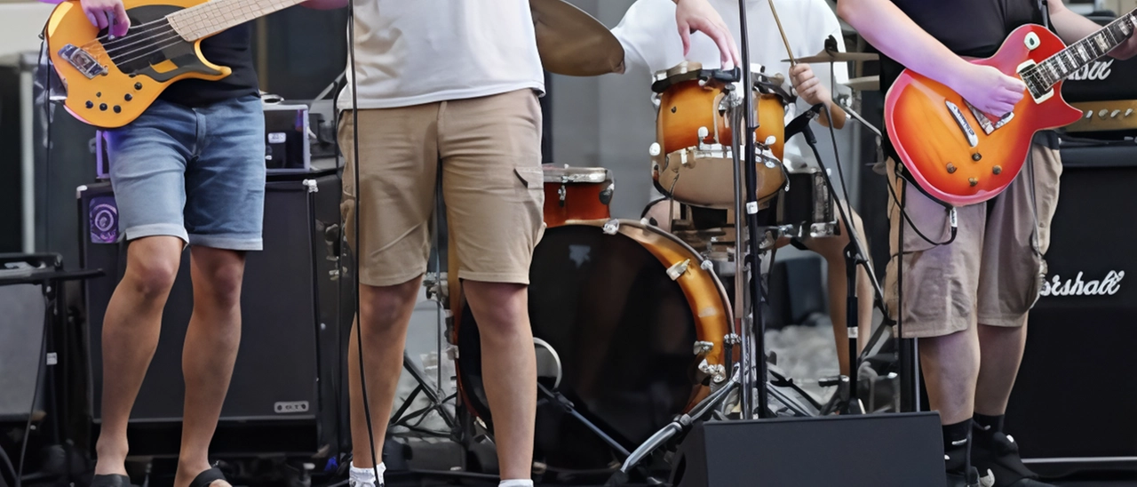 Gruppi emergenti protagonisti al “Live Sound Festival”. Raffica di concerti nelle piazze