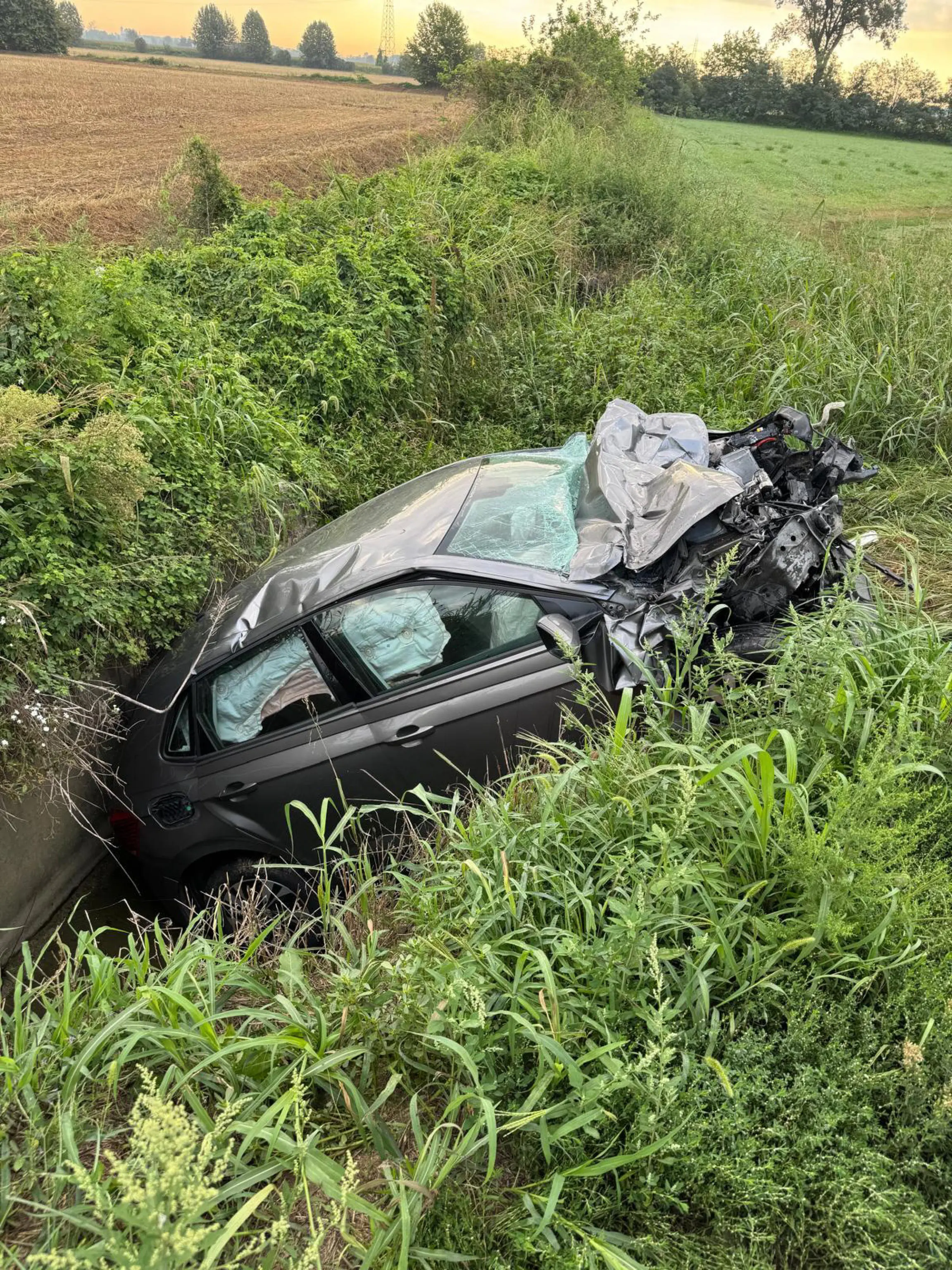 Scontro frontale tra auto e camion sulla Paullese: morto il 50enne Michele Boschi
