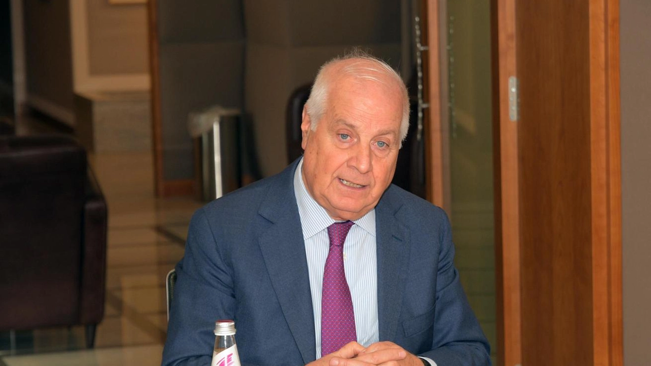 Mario Cera presidente della Fondazione Banca del Monte Le risorse per l’attività istituzionale passeranno da 11,5 a 13 milioni di euro Mario Cera presidente della Fondazione Banca del Monte Le risorse per l’attività istituzionale passeranno da 11,5 a 13 milioni di euro