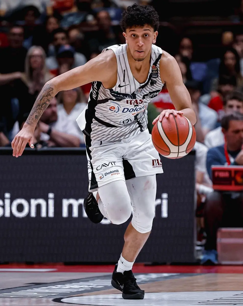 SERIE A. Olimpia all’inglese:. Ellis ci mette la firma. Avanza la trattativa per convincere Totè