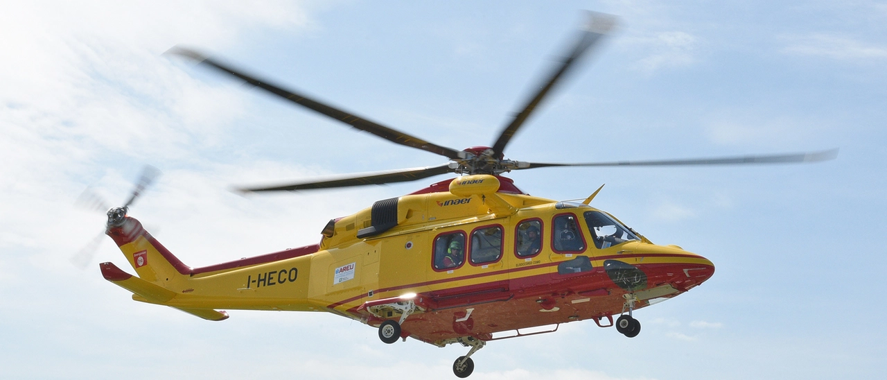 Incidente a Nembro, schianto tra un’auto e una moto: morto centauro 53enne