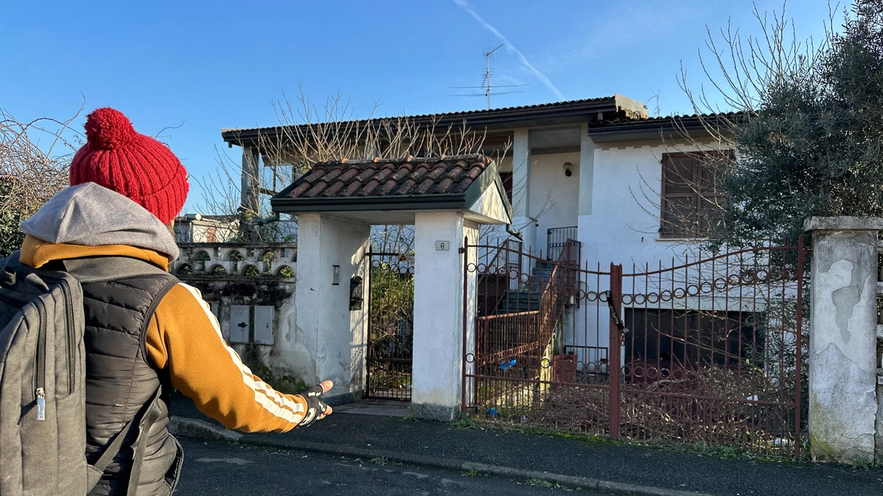 La villetta abbandonata di via Matteotti dove l’immigrato aveva trovato un posto in cui dormire La villetta abbandonata di via Matteotti dove l’immigrato aveva trovato un posto in cui dormire