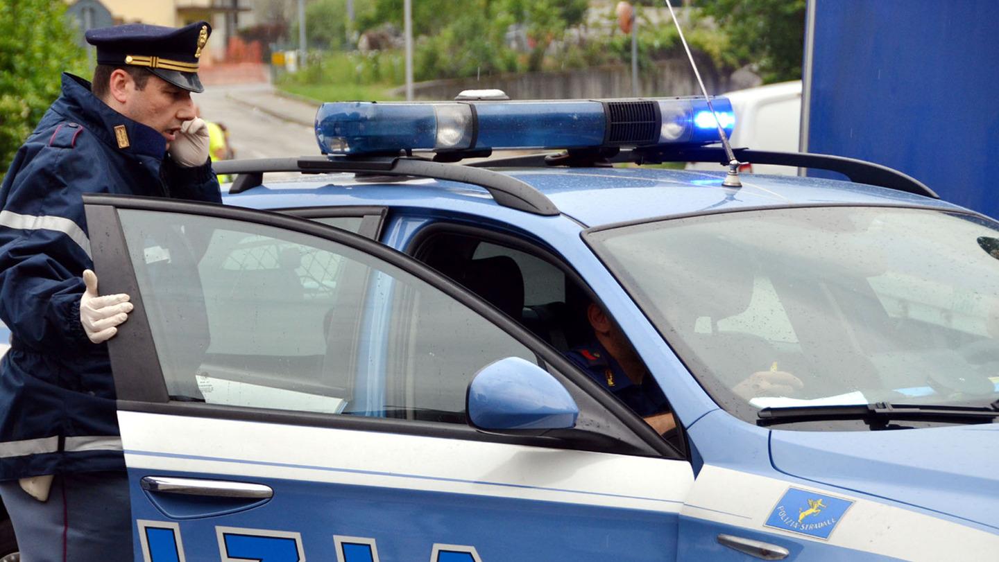 Mandello, colpo di pistola in faccia: terrore sulla Statale 36. Ma è un Mandello, colpo di pistola in faccia: terrore sulla Statale 36. Ma è un