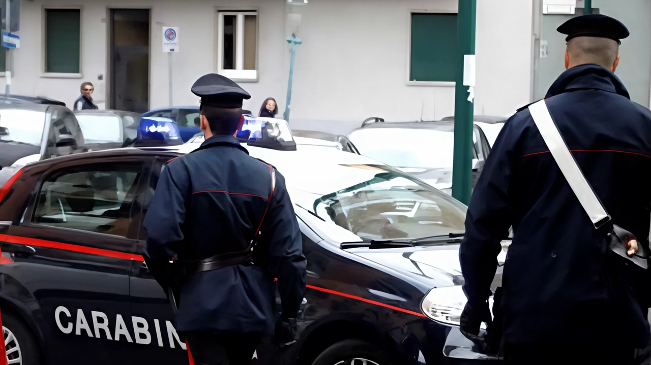 Nuovo episodio di violenza nel polo scolastico di Saronno: studente colpito da uno straniero, intervento delle forze dell'ordine in via Varese. Nuovo episodio di violenza nel polo scolastico di Saronno: studente colpito da uno straniero, intervento delle forze dell'ordine in via Varese.