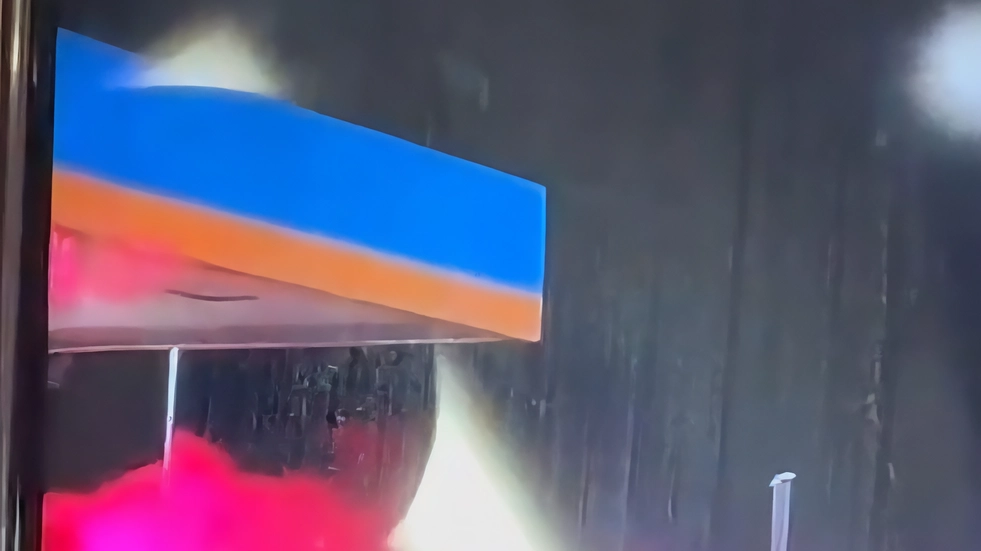 I tifosi di Como e Atalanta si sono affrontati di rientro dalle trasferte. Panico in autostrada I tifosi di Como e Atalanta si sono affrontati di rientro dalle trasferte. Panico in autostrada