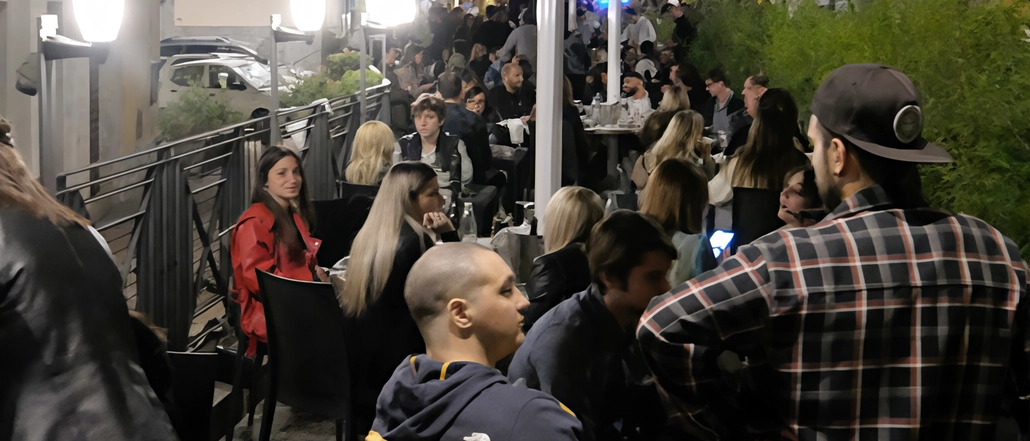 “Malamovida”, tolleranza zero. Stop all’alcol fuori dai locali