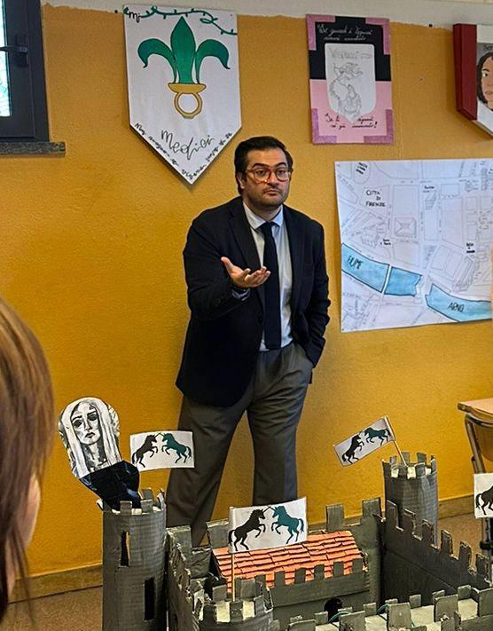studenti e famiglie scrivono al ministro non trasferite il prof michele fiore competente ed entusiasta chiediamo che resti qui