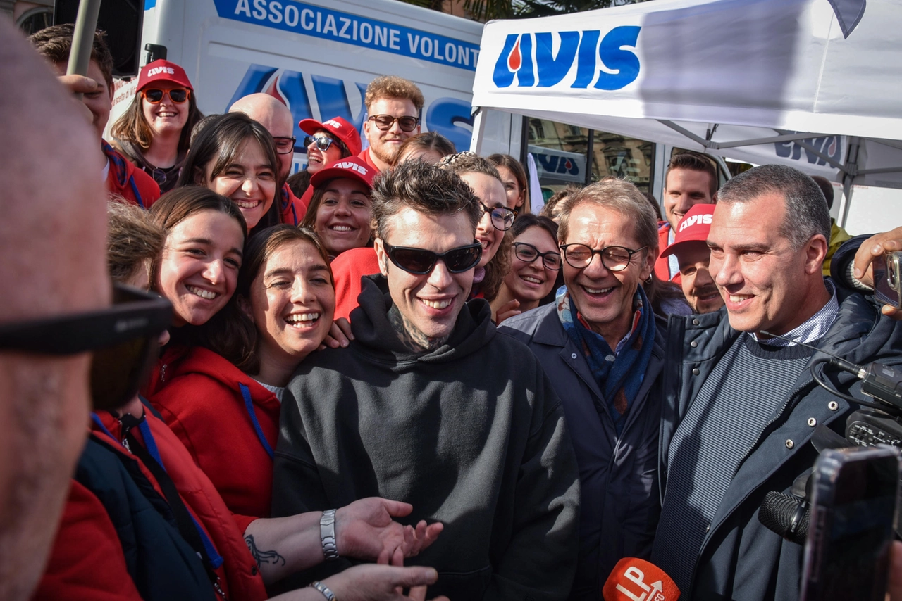 Anche Fedez è stato un testimonial di Avis. Nella foto, la sua partecipazione a un'iniziativa simile a quella che si terrà lunedì 9 giugno in Stazione Centrale
