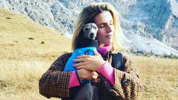 Michelle Hunikzer e il suo Odino (Foto profilo Instagram) Michelle Hunikzer e il suo Odino (Foto profilo Instagram)