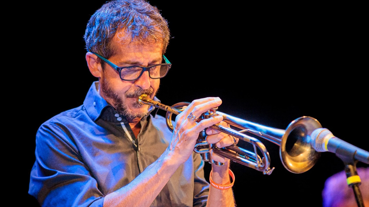 Sergio Orlandi è un apprezzato musicista jazz, oltre che insegnante alle medie di Inzago