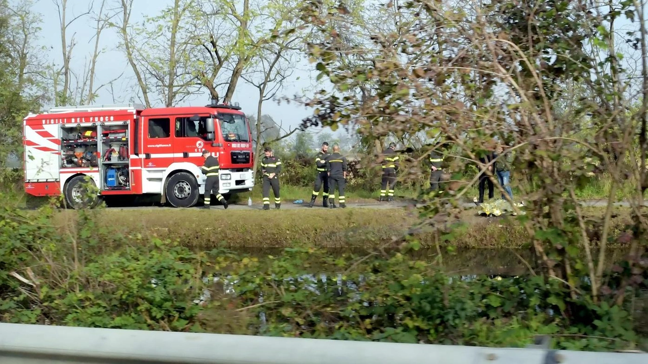 Il cadavere nel Naviglio: "Nessun segno di violenza". L’ipotesi dell’incidente Il cadavere nel Naviglio: "Nessun segno di violenza". L’ipotesi dell’incidente