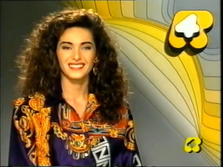 Emanuela Folliero ai suoi esordi come annunciatrice