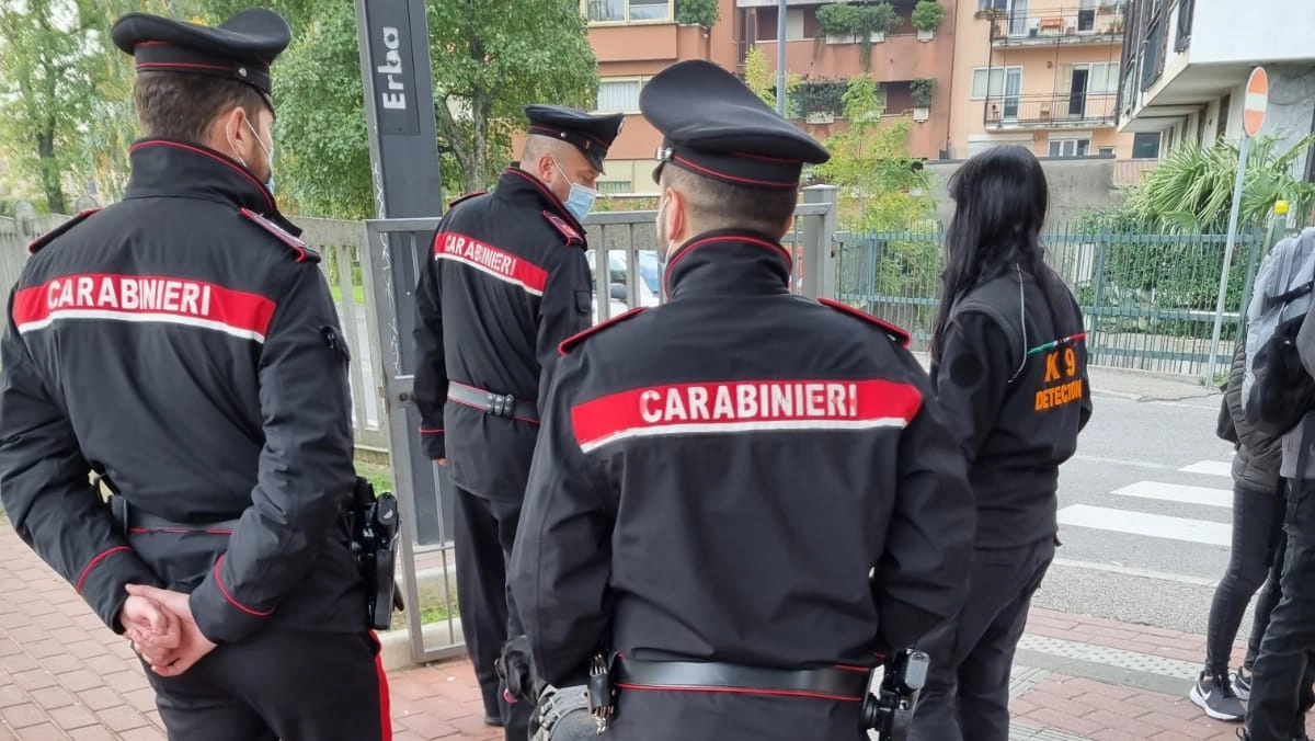 Fermato dai carabinieri in stazione Fermato dai carabinieri in stazione