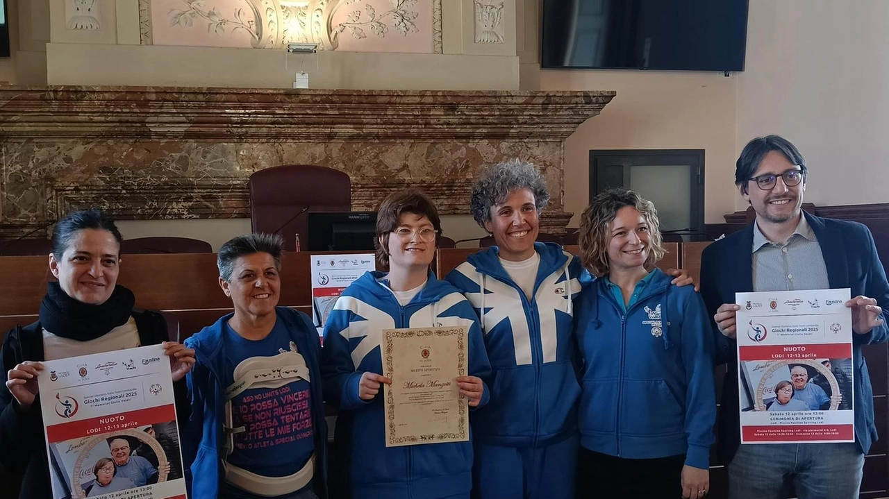 Lodi, sabato e domenica la competizione nella piscina Faustina sotto la guida dei “No limits“. Premiata in Comune Michela Manzotti medaglia di bronzo nei campionati invernali di Torino .