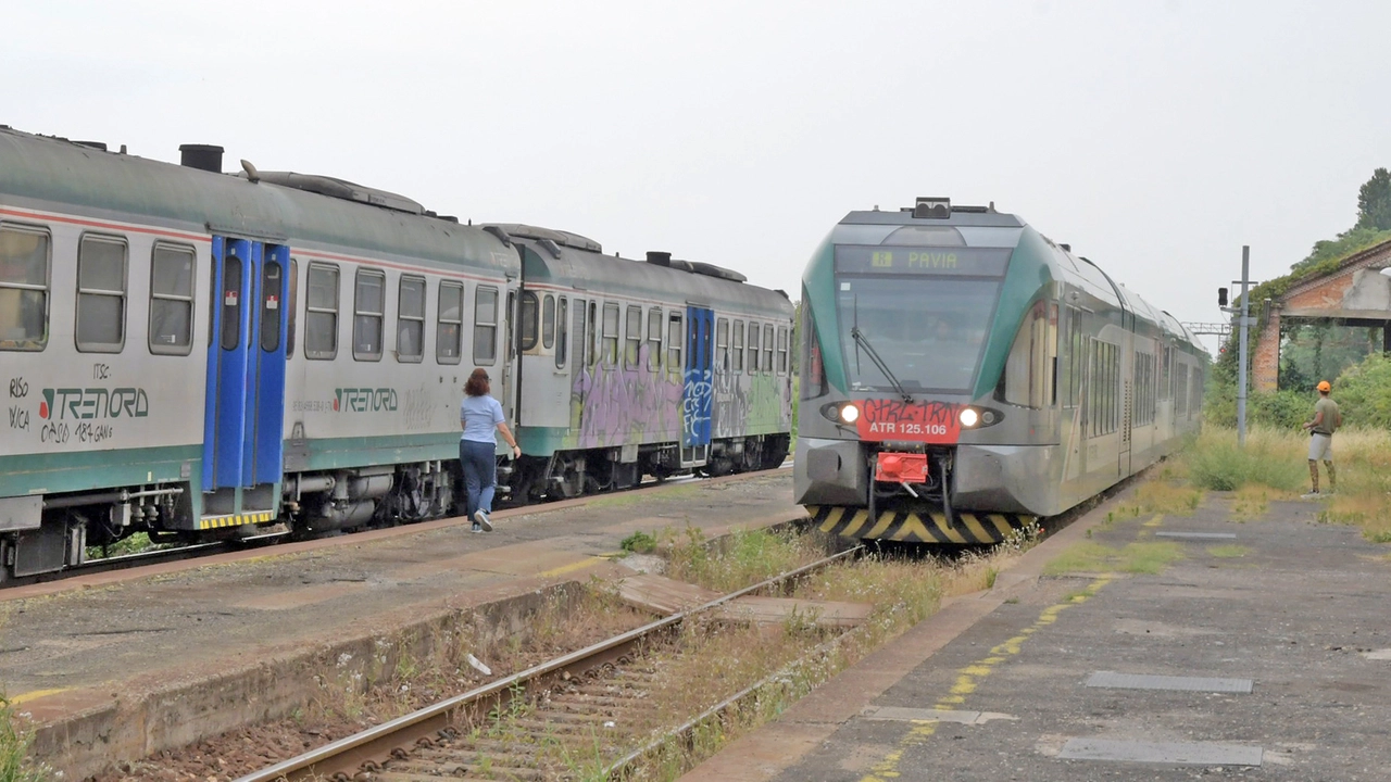 Tratto pavese della linea ferroviaria Milano-Genova