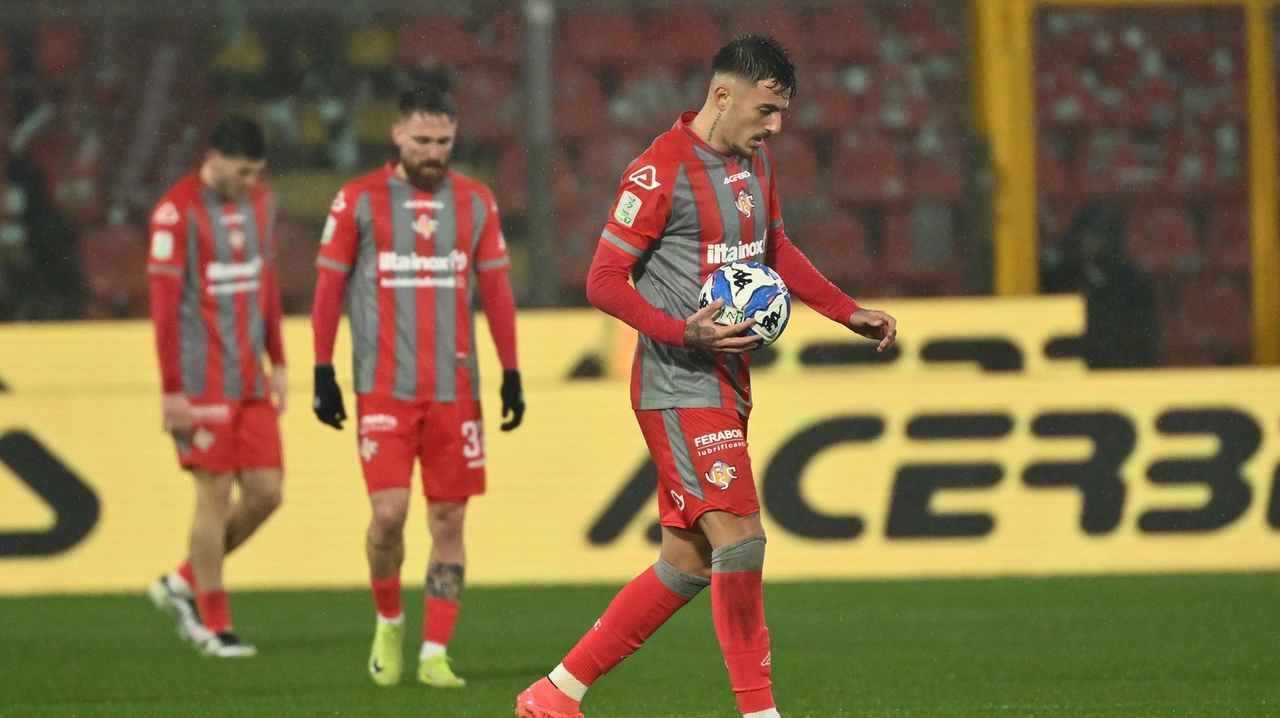 La Cremonese sconfitta 2-0 dalla Reggiana La Cremonese sconfitta 2-0 dalla Reggiana