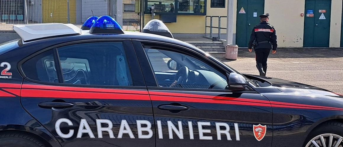 “Ci hai rubato il parcheggio”, madre e figlia picchiano un’anziana: denunciate