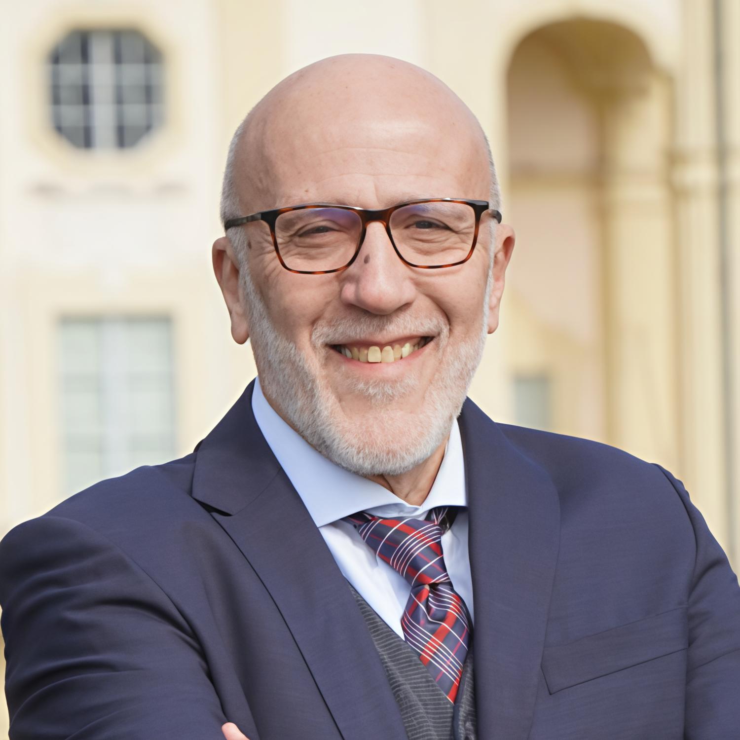 "In campo per costruire ponti. C’è voglia di cambiamento" "In campo per costruire ponti. C’è voglia di cambiamento"