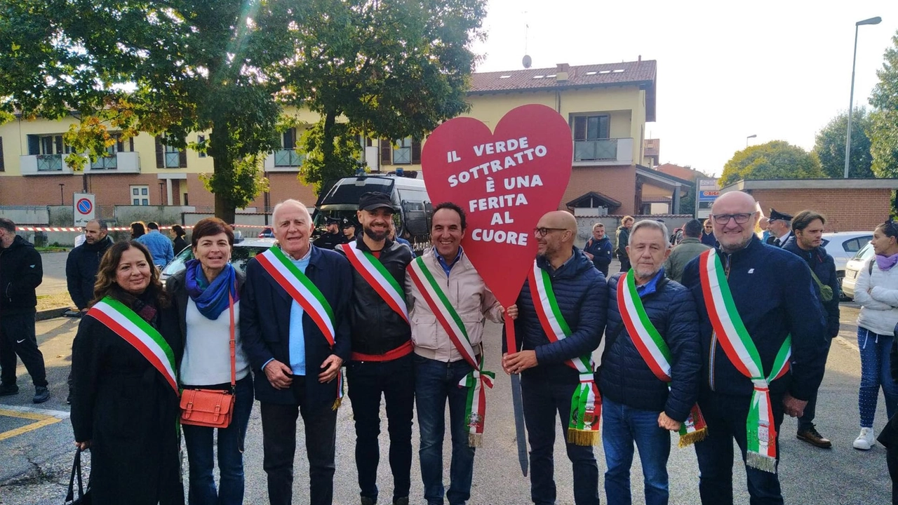 Anche diversi sindaci e amministratori hanno partecipato al corteo