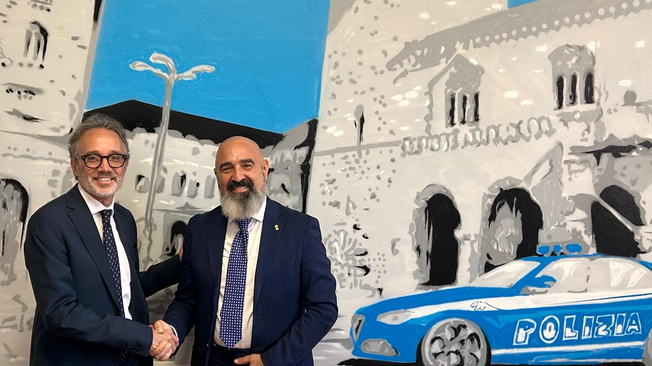 Il Questore di Como Marco Calì ha dato il benvenuto questa mattina al nuovo Vicario, il Primo Dirigente di polizia Gianluca Cardile