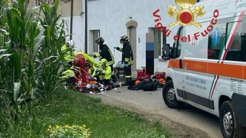 Castrezzato, morto l’operaio investito da una ruspa in un cantiere: Alessandro Cigolini aveva 47 anni