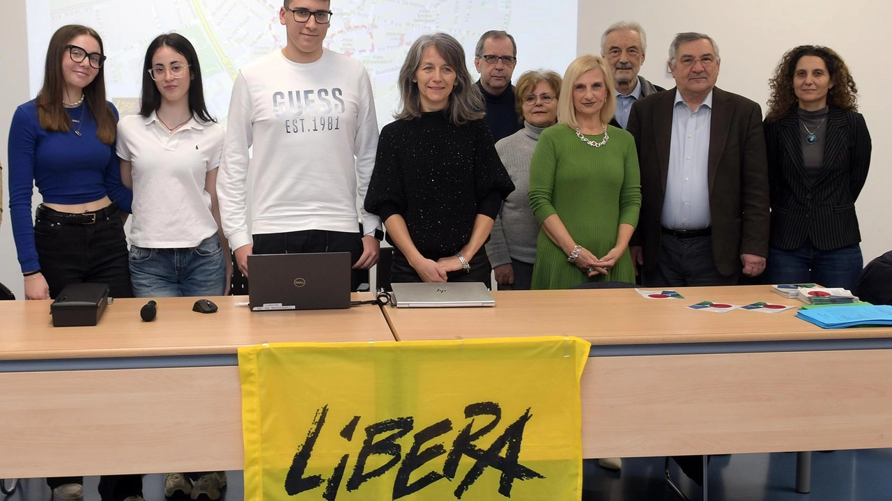 Un mese e mezzo di iniziative guardando al grande appuntamento, la Camminata contro le Mafie di Libera Adda Martesana che coinvolgerà le scuole e la città Un mese e mezzo di iniziative guardando al grande appuntamento, la Camminata contro le Mafie di Libera Adda Martesana che coinvolgerà le scuole e la città