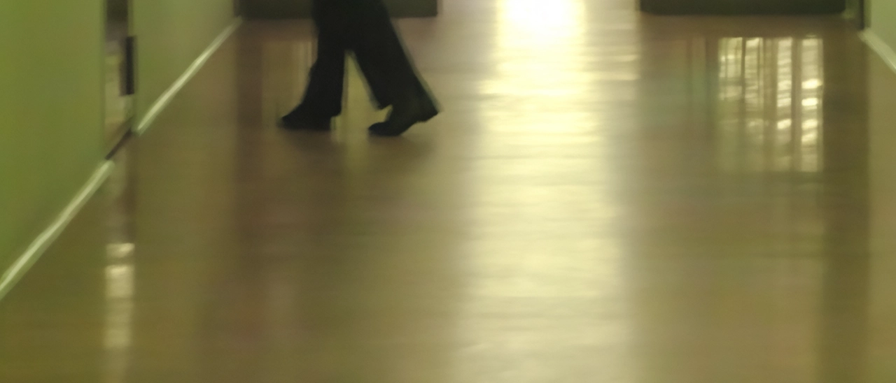 "Gli agenti erano spaventati. Il detenuto era per terra in cella"