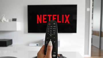 Tv a pagamento, l’andamento nel secondo trimestre del 2025. L’analisi in Italia e nel mondo