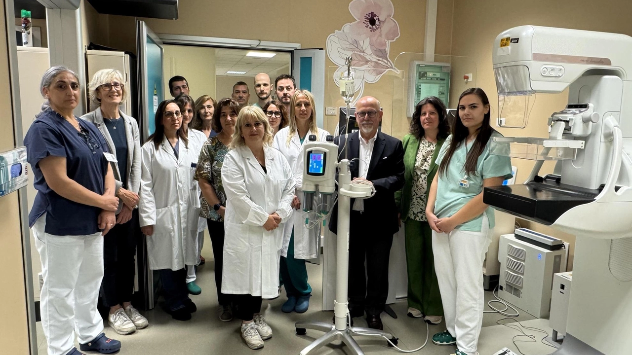 L’iniettore a doppia pompa per mezzo di contrasto donato al San Gerardo L’iniettore a doppia pompa per mezzo di contrasto donato al San Gerardo