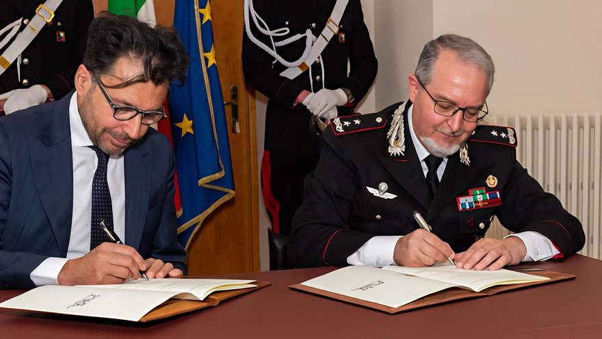 Il presidente dell’associazione "Pari. Insieme contro la violenza di genere" Fabrizio Rutschmann e il generale di divisione Giuseppe De Riggi,... Il presidente dell’associazione "Pari. Insieme contro la violenza di genere" Fabrizio Rutschmann e il generale di divisione Giuseppe De Riggi,...