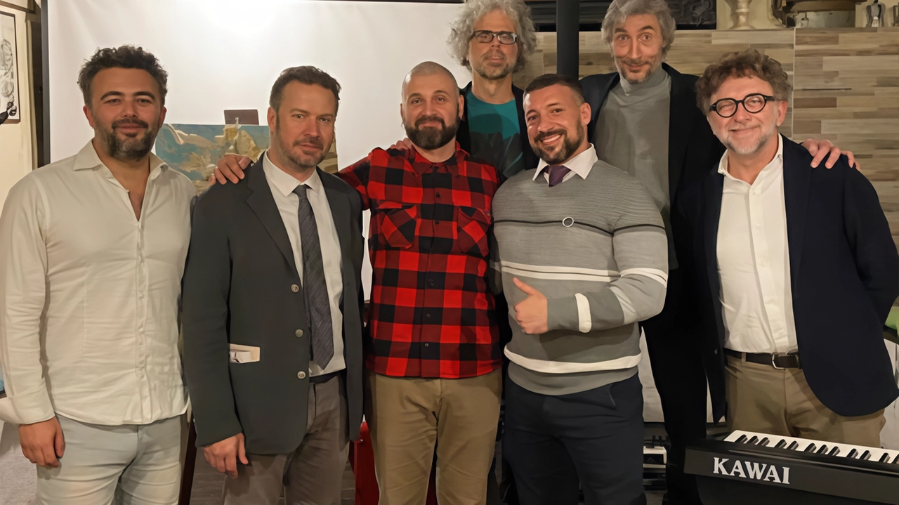 Il collettivo The DouglaS MortimerS (Fabio Rebuschi, presidente, Mauro Maisel Zuliani, Igor Costanzo) ha creato l’app. La startup è compartecipata da Innova Italia Il collettivo The DouglaS MortimerS (Fabio Rebuschi, presidente, Mauro Maisel Zuliani, Igor Costanzo) ha creato l’app. La startup è compartecipata da Innova Italia