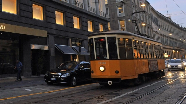 Il colpo in centro a Milano ai danni di un turista di Dubai Il colpo in centro a Milano ai danni di un turista di Dubai