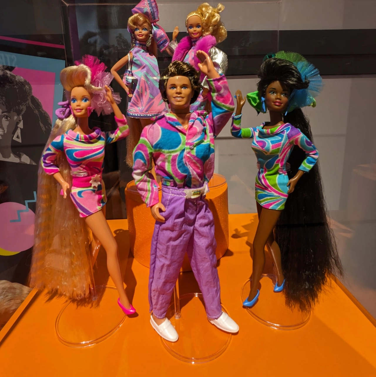 Barbie Totally Hair alla mostra 'Barbie: Cultural Icon Exhibition'