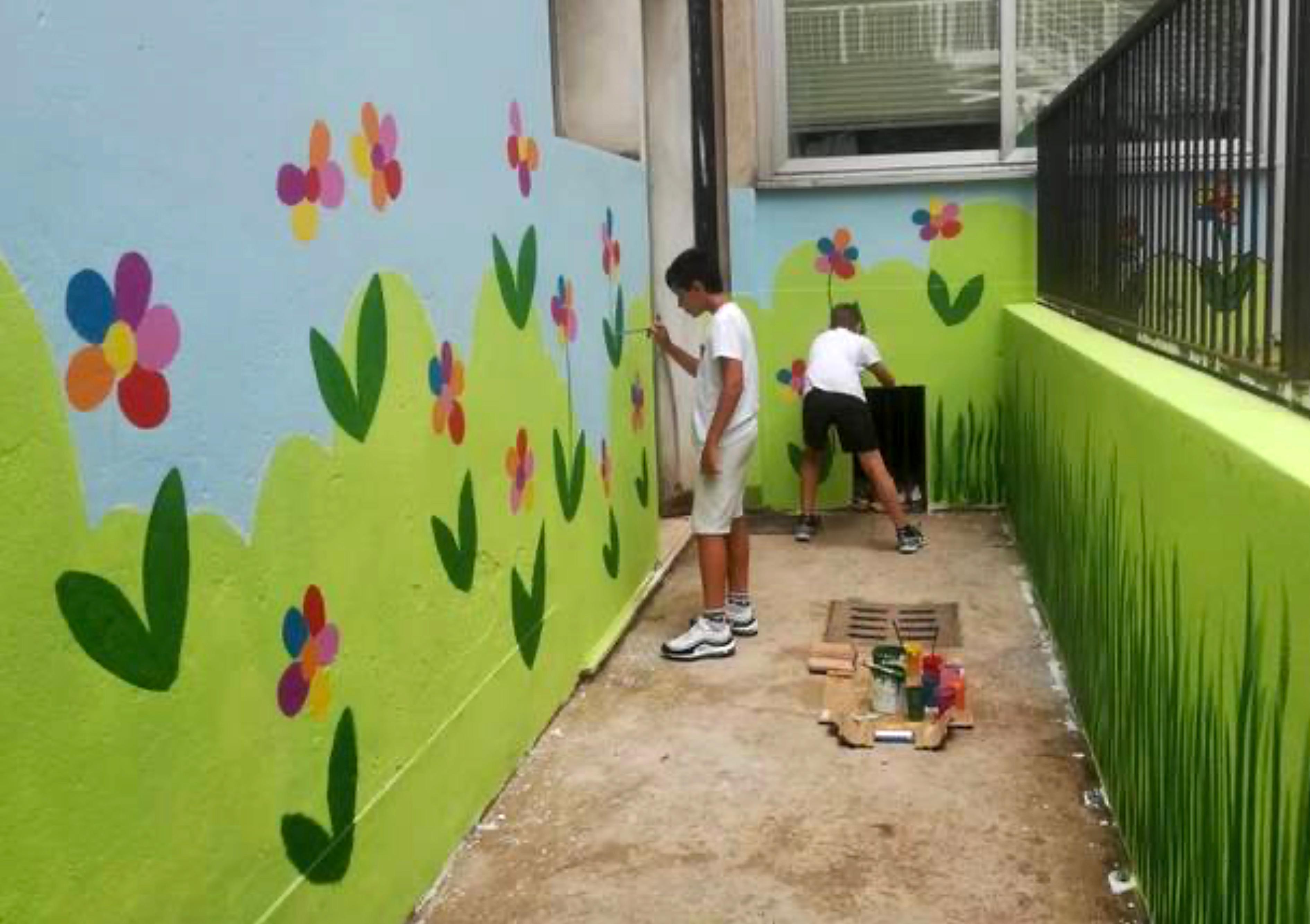 Canegrate riqualifica i giardini delle scuole: Rodari e Aldo Moro ripartono nel verde Canegrate riqualifica i giardini delle scuole: Rodari e Aldo Moro ripartono nel verde