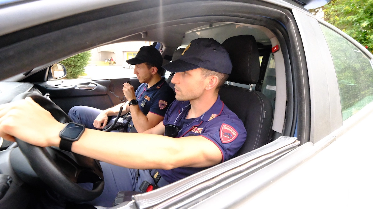 A salvare il ragazzo è stato la Polizia (Foto archivio) A salvare il ragazzo è stato la Polizia (Foto archivio)
