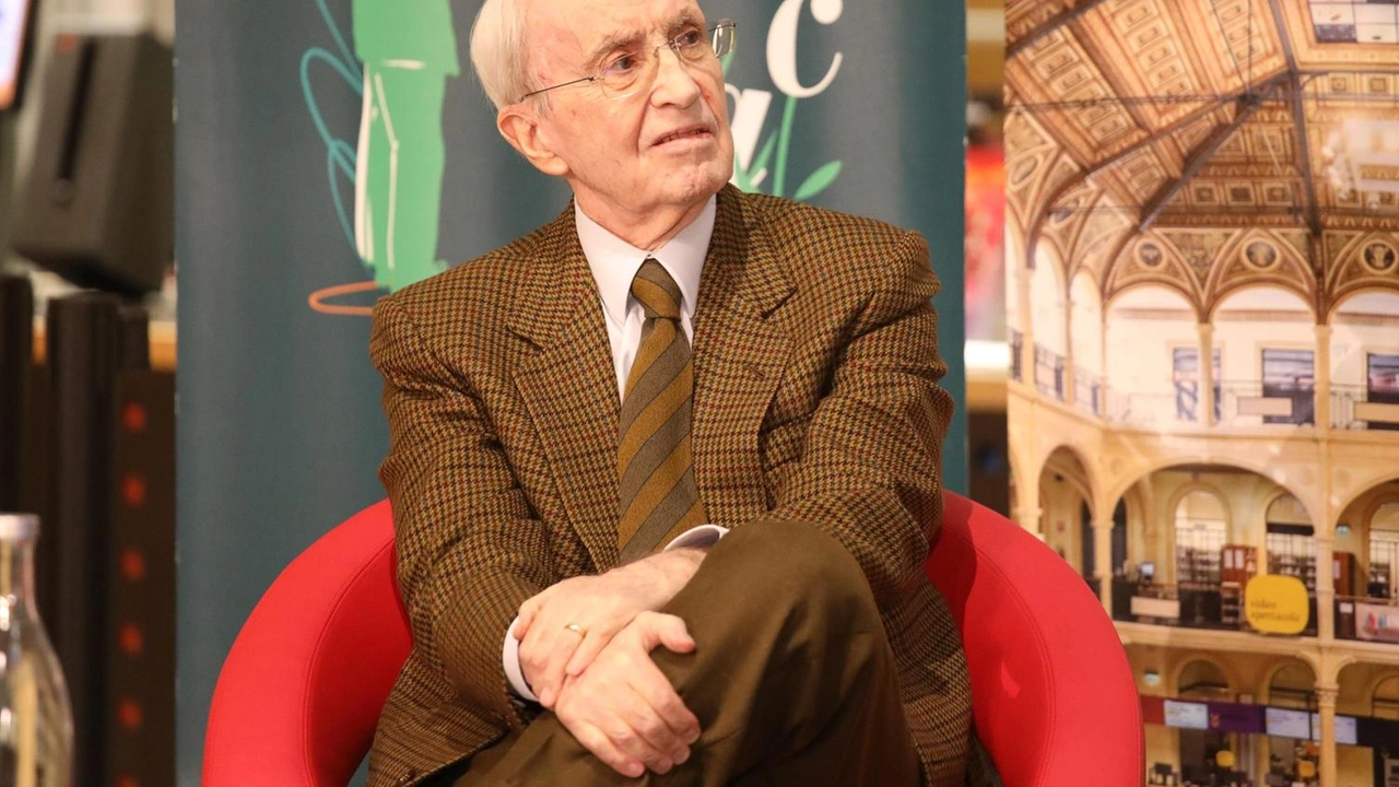 Ha raccontato il basket a generazioni di giovani dagli anni Ottanta in poi, diventando un personaggio unico, capace di focalizzare... Ha raccontato il basket a generazioni di giovani dagli anni Ottanta in poi, diventando un personaggio unico, capace di focalizzare...