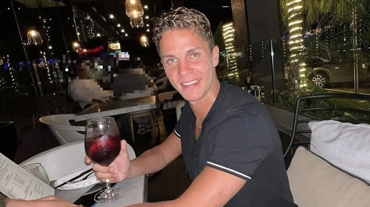 Stefano Conti prima di finire in carcere, sotto la prigione “La Joia“ di Panama, dove convivono 5.500 detenuti in condizioni igieniche precarie Stefano Conti prima di finire in carcere, sotto la prigione “La Joia“ di Panama, dove convivono 5.500 detenuti in condizioni igieniche precarie